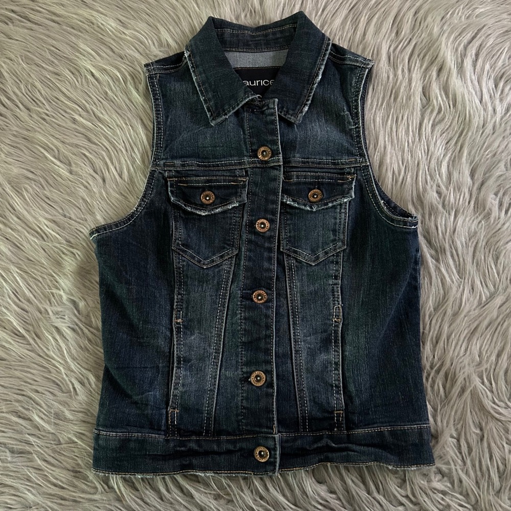 Maurices Denim Distressed Jean Vest Women Size Small Blue Button Down Sleeveless